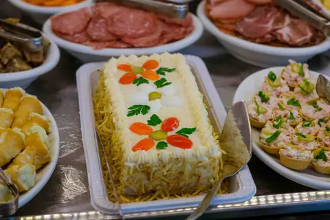 Buffet, pães e assados da Famiglia Pezzi em Caxias do Sul