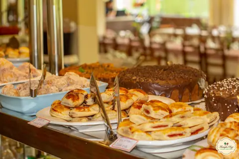Buffet, pães e assados da Famiglia Pezzi em Caxias do Sul