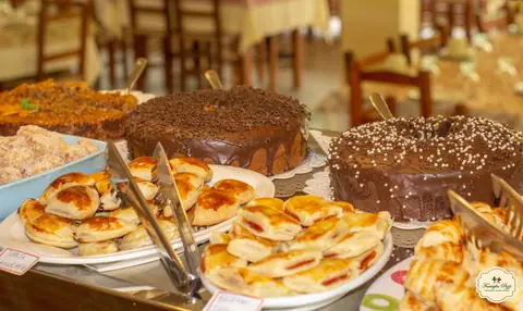 Buffet, pães e assados da Famiglia Pezzi em Caxias do Sul