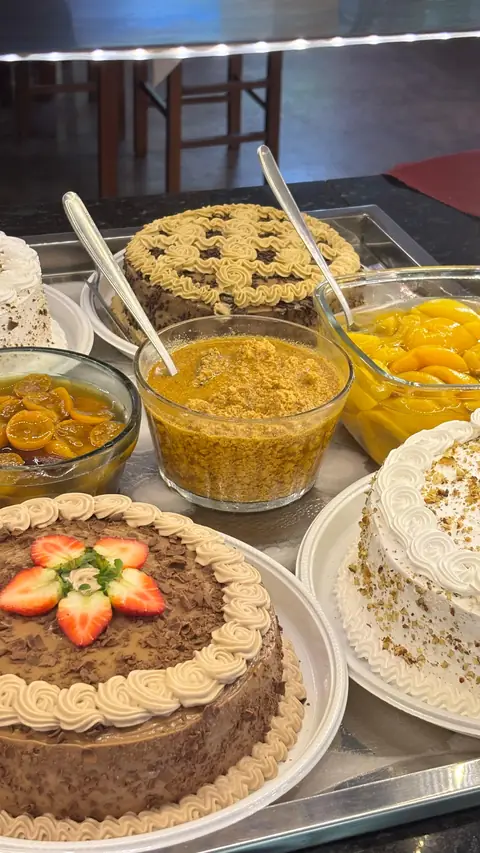 Doces, tortas e sobremesas da Famiglia Pezzi em Caxias do Sul