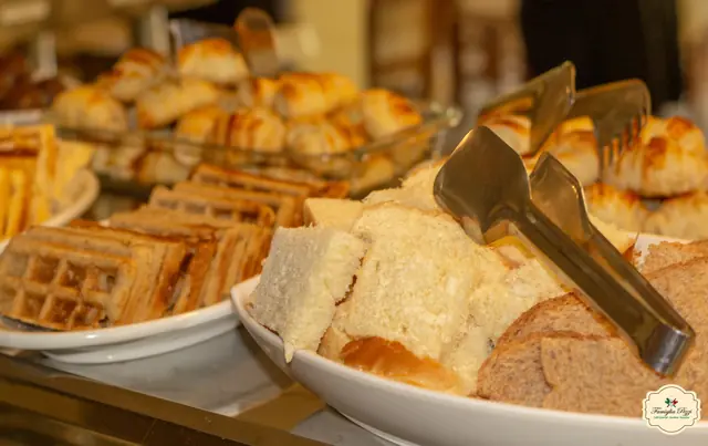 Cucas e pães caseiros do café colonial na Serra Gaúcha