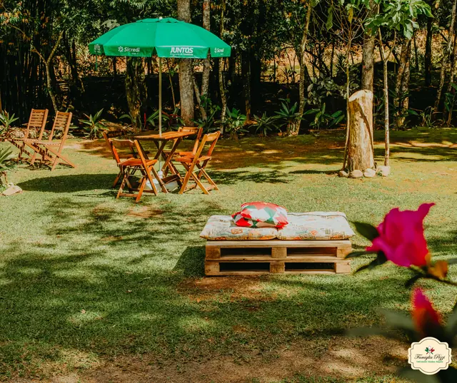 Amplo jardim da Famiglia Pezzi para o almoço de final de semana em Caxias do Sul